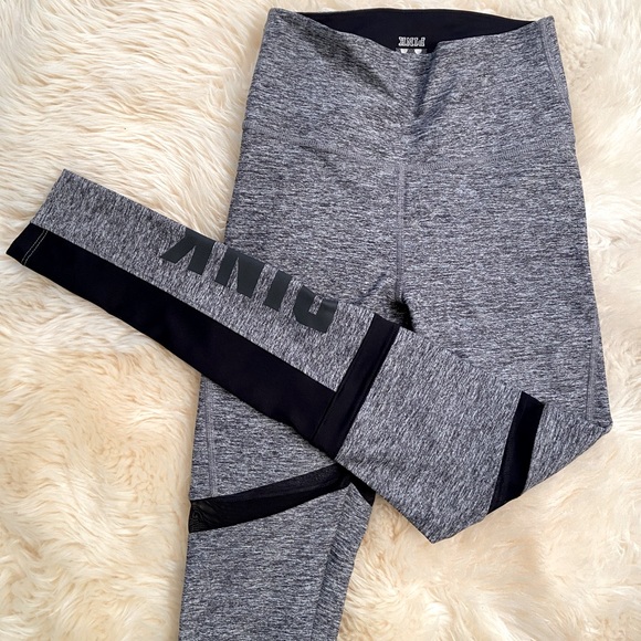 Victoria’s Secret PINK Ultimate High Rise Legging - Picture 3 of 6